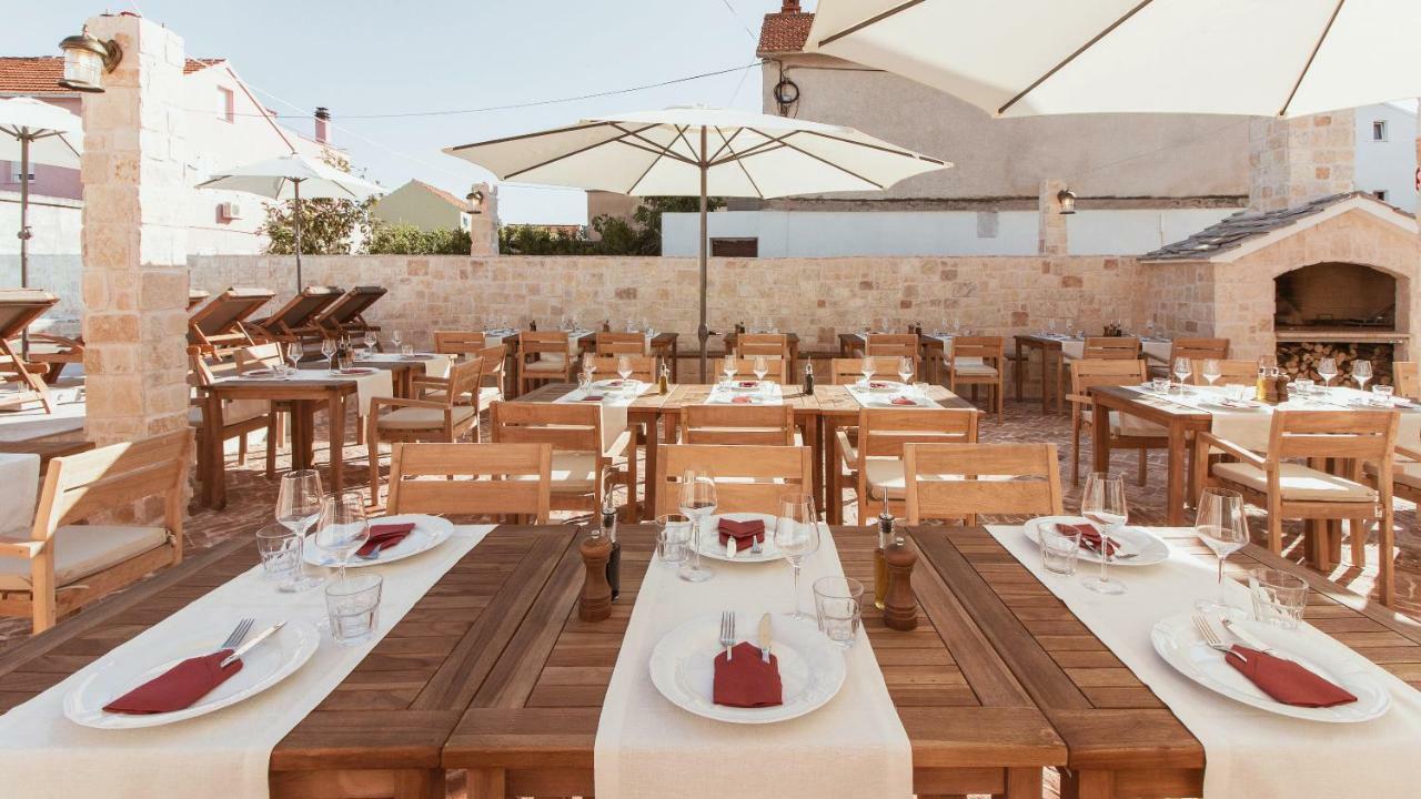 Bed&Breakfast Murterski Dvori Esterno foto